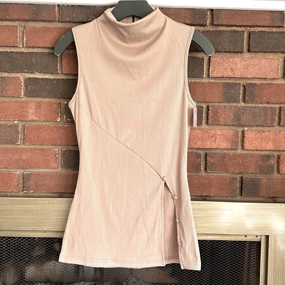 IB Tops - NEW Elegant Tan Sleeveless Top size 6